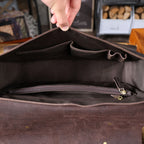 The Gavel | Serviette Frontier 16" en cuir Crazy Horse à cadre rigide