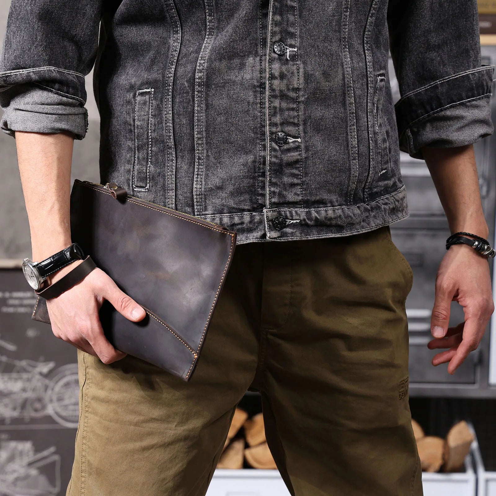 The Blackwood Strongbox | First-Layer Genuine Leather Structured Executive Vault