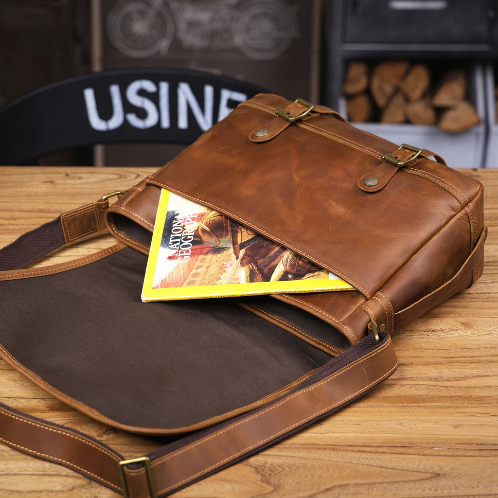 Le Sentry Messenger | Sac à bandoulière en cuir italien fait main