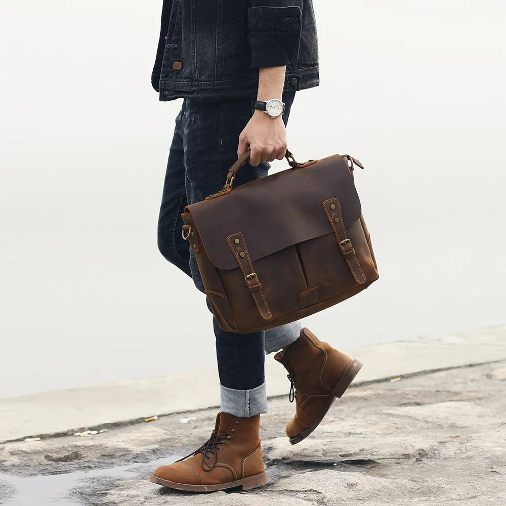 Le Grit-Stone | Sacoche Frontier Dispatch en cuir Crazy Horse fait main