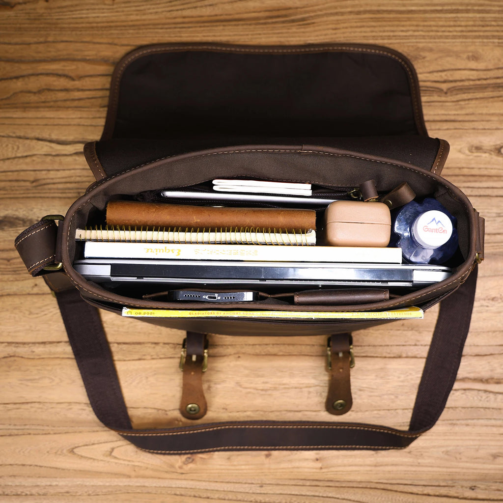 Le Sentry Messenger | Sac à bandoulière en cuir italien fait main