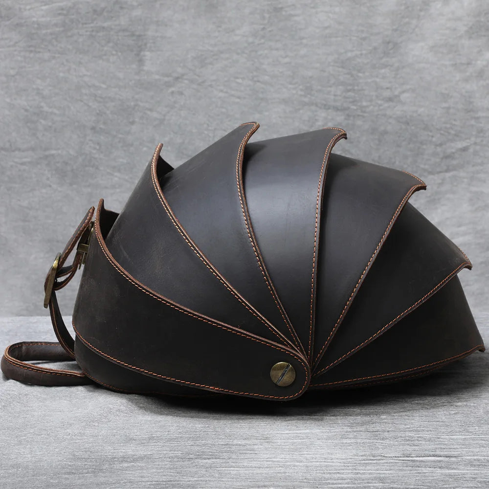 Le Scarabée | Design Original Fait Main en Cuir de Vachette Superposé Étui-Coque Frontier