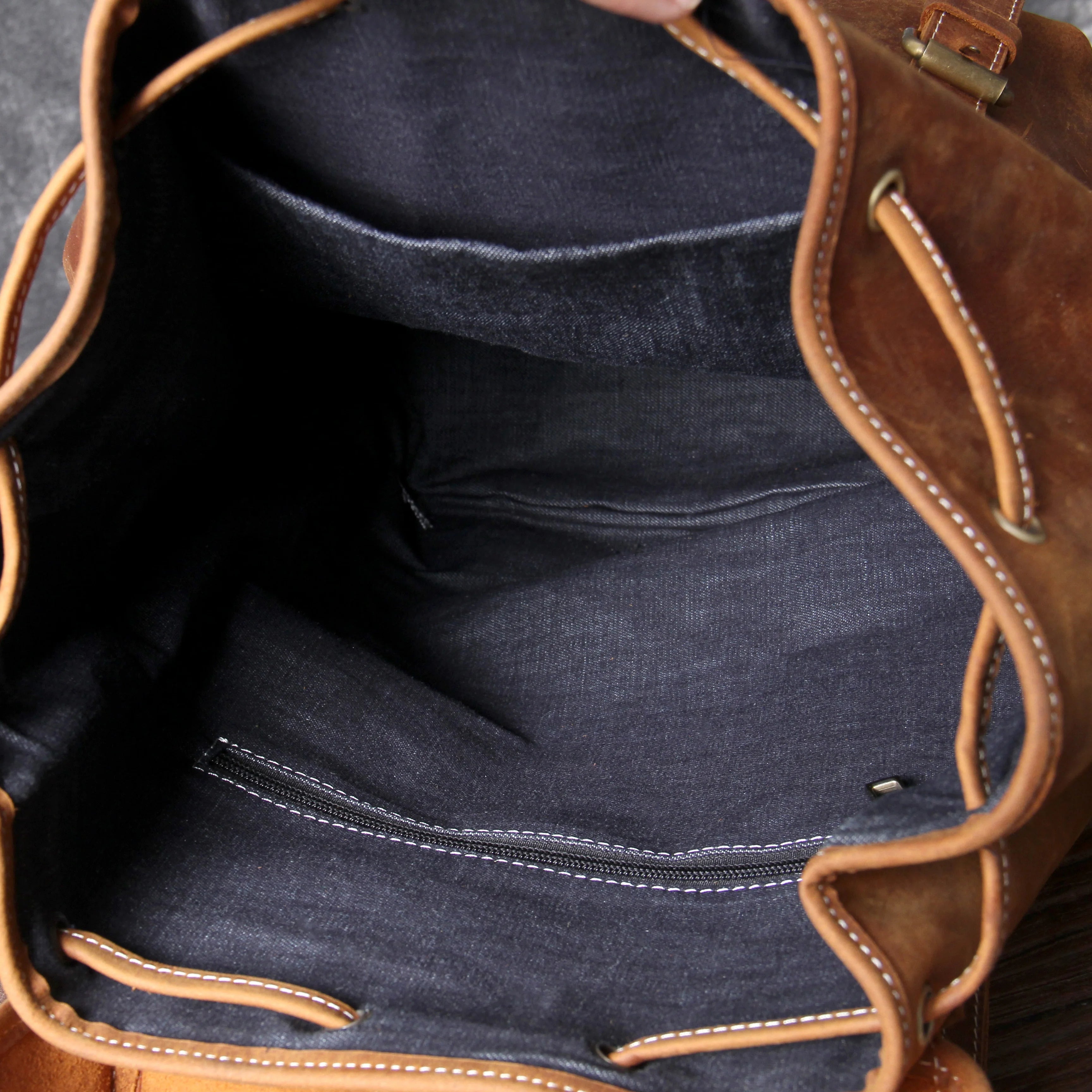 The Overland | External Frame Crazy Horse Leather 35L Frontier Rucksack