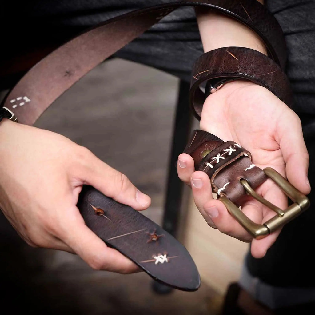 The Brass-Tacks | Ceinture Frontier en Cuir de Vachette Italien Épaissi et Laiton Massif