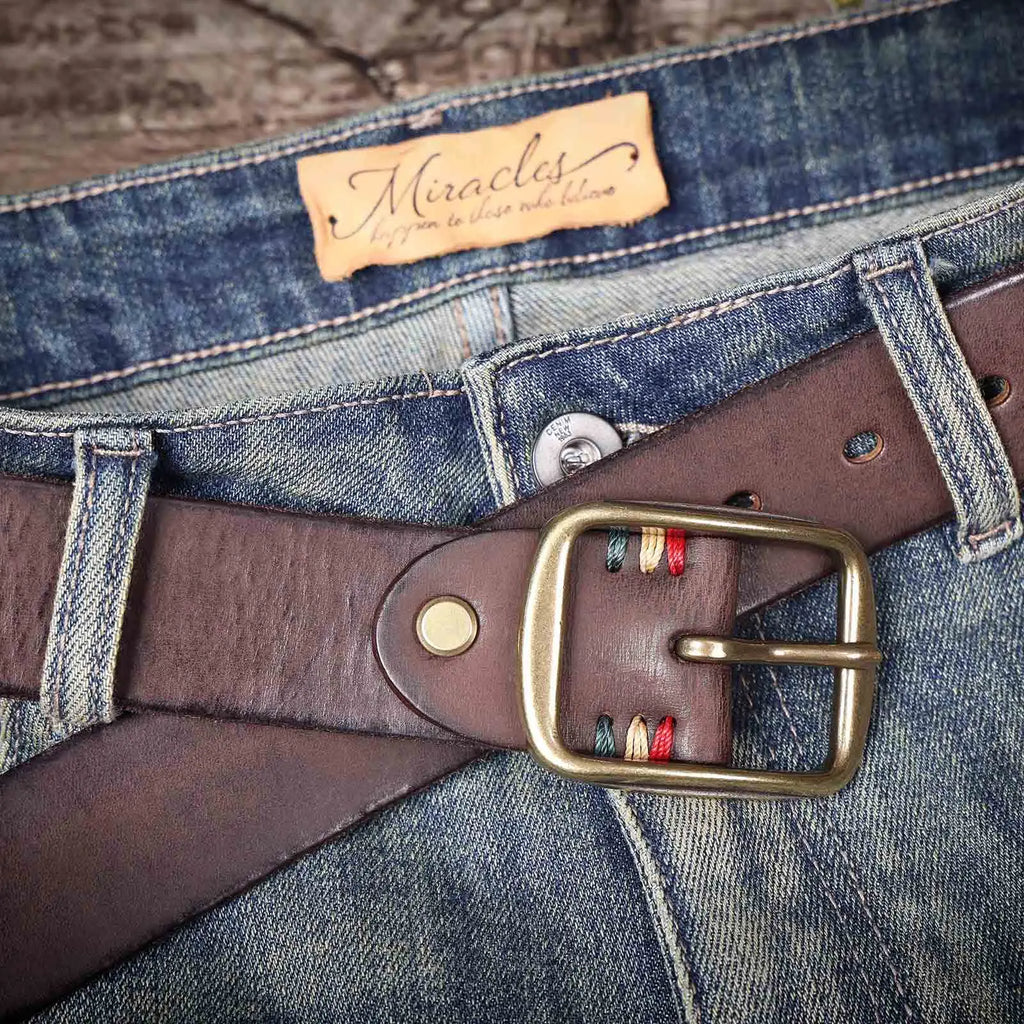 Le Brass-Tack | Ceinture Frontier en cuir de vachette italien épais et en laiton massif, fabriquée à la main