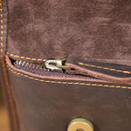 The Sentry | Sac bandoulière Hard-Frame Frontier en cuir Crazy Horse