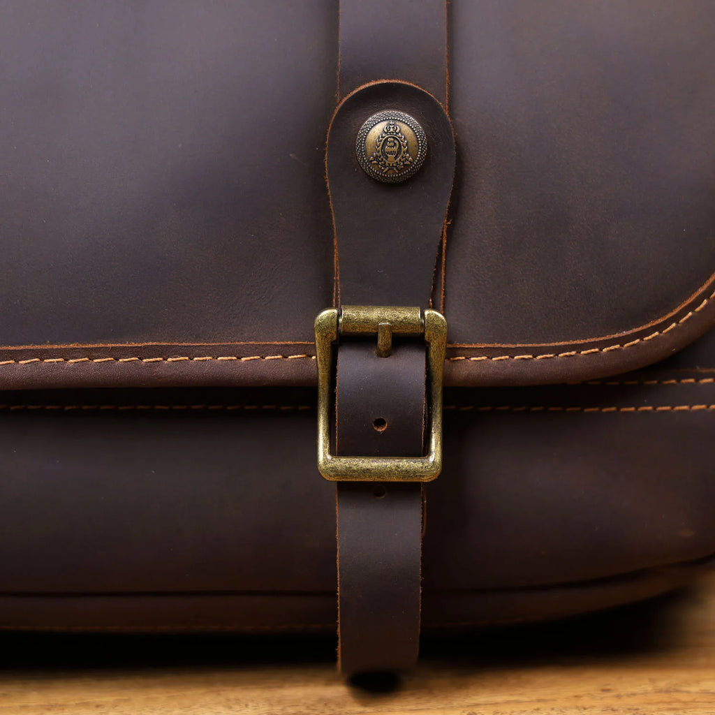 Le Sentry Messenger | Sac à bandoulière en cuir italien fait main
