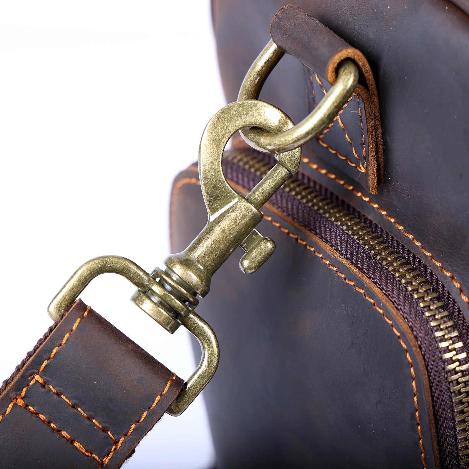The Short-Haul | Handgefertigte Crazy Horse Leder 16" Frontier Stage-Bag