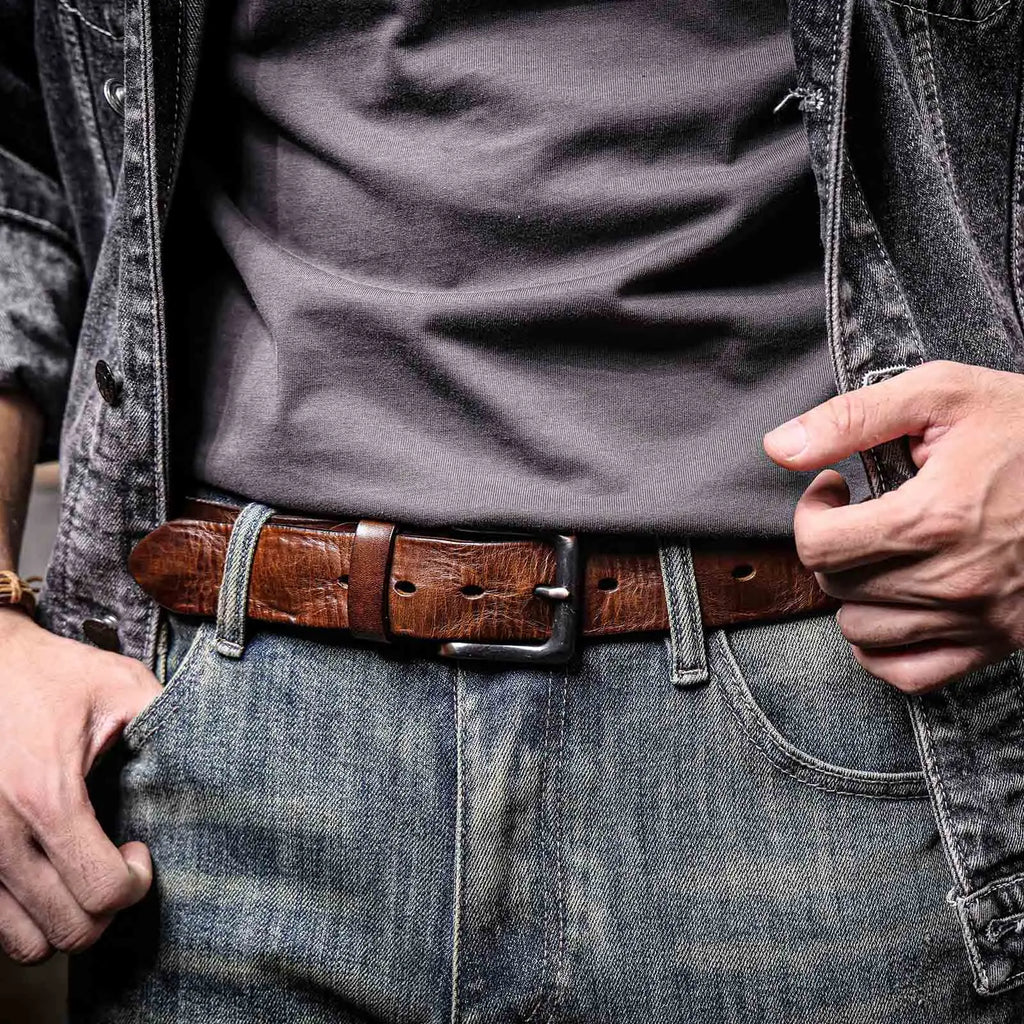 The Iron-Writ | Ceinture Frontier en Cuir de Vachette Italien Épaissi avec Boucle à Ardillon Rétro