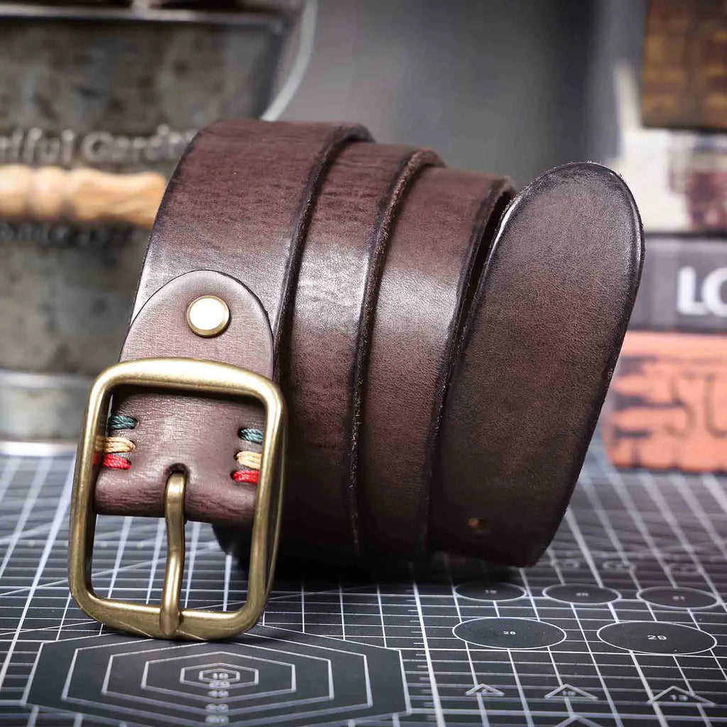 Le Brass-Tack | Ceinture Frontier en cuir de vachette italien épais et en laiton massif, fabriquée à la main