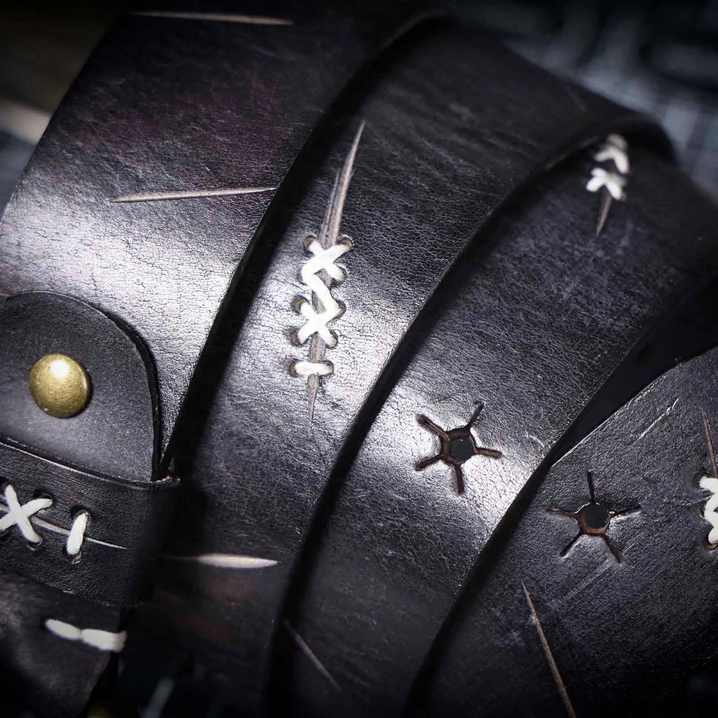 The Brass-Tacks | Ceinture Frontier en Cuir de Vachette Italien Épaissi et Laiton Massif
