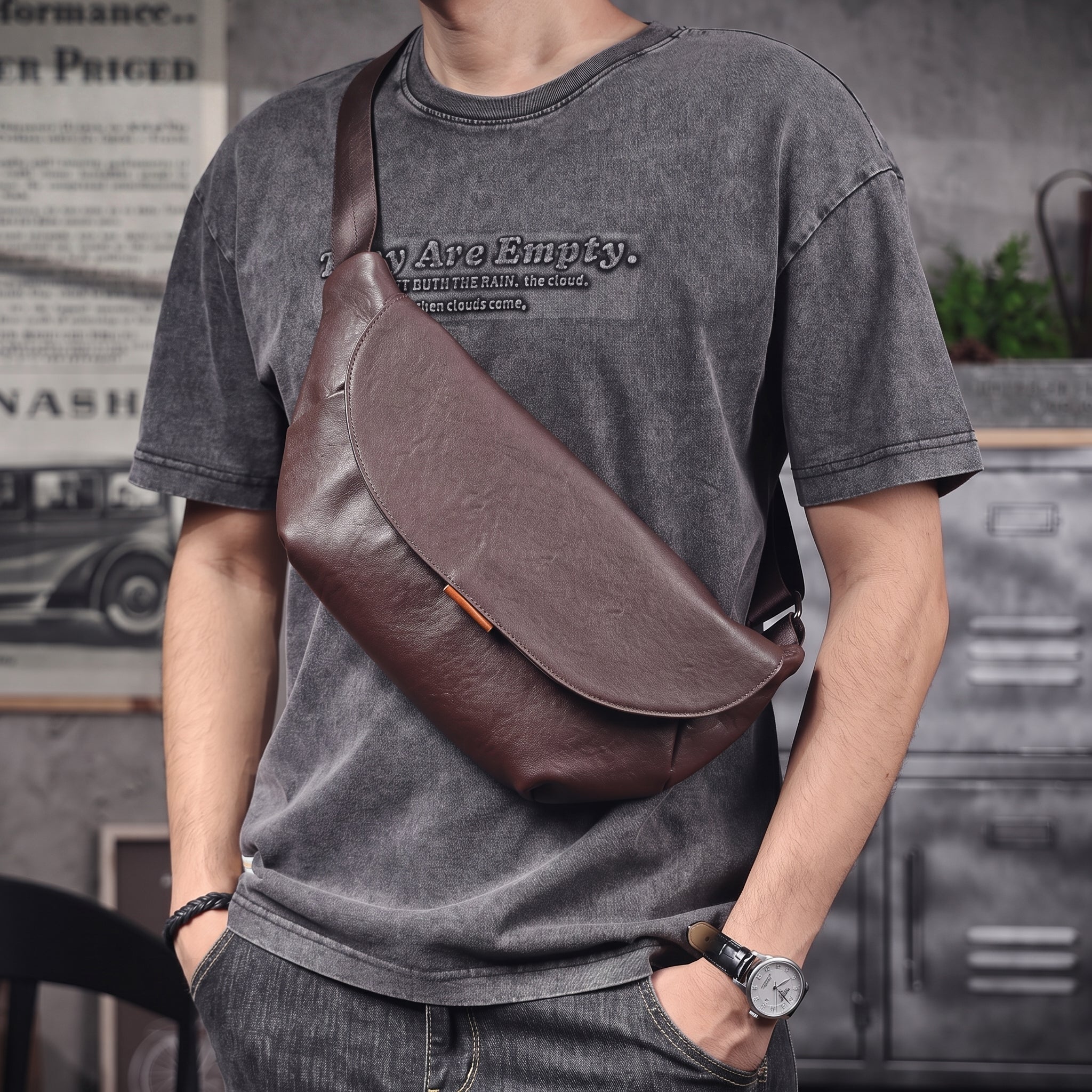 The Canteen Cache | Natural Vegetable-Tanned Leather Barrel-Form Crossbody